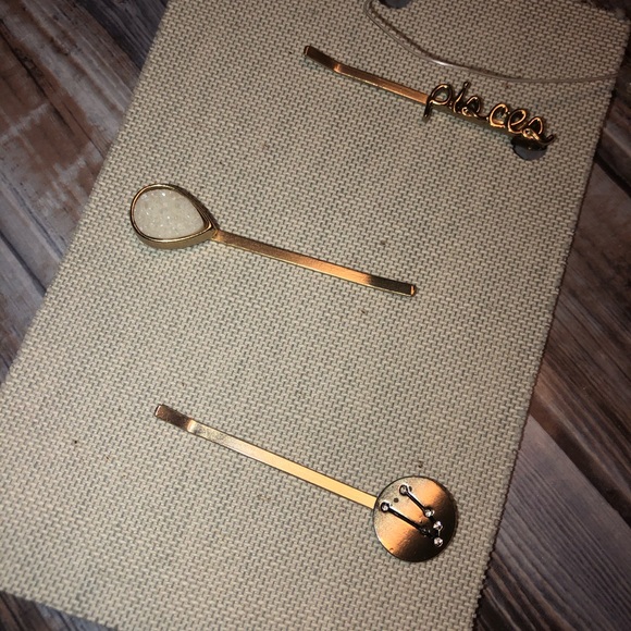 Anthropologie Accessories - 🍀🍀4 for $20🍀🍀NWT Anthropologie zodiac Pisces♓️